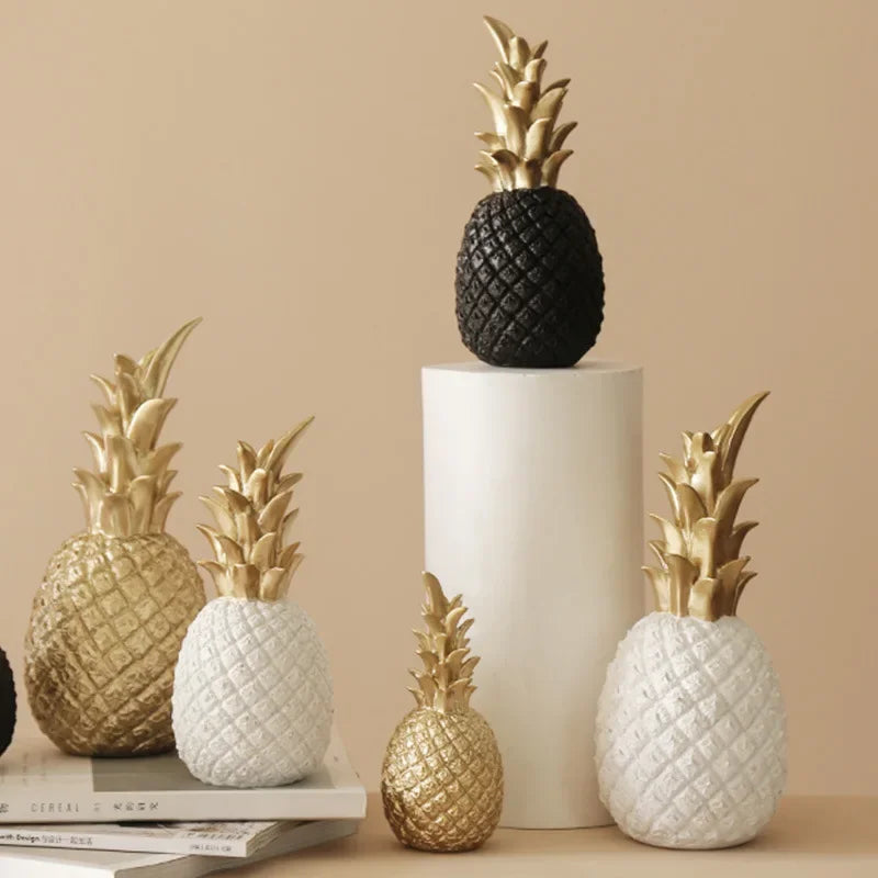 NovPine - Goldene Ananas Heimdekoration