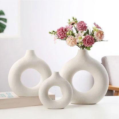 Elegante Vase für ein ruhiges Interieur