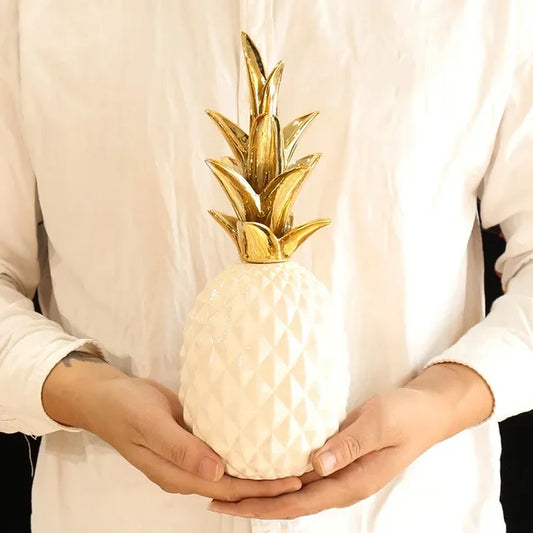 NovPine - Goldene Ananas Heimdekoration