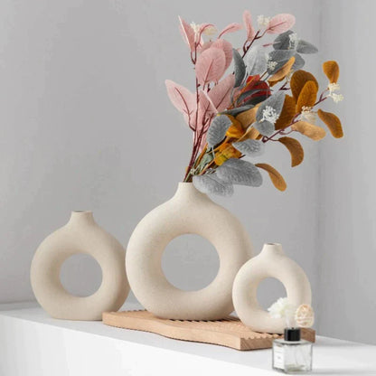 Elegante Vase für ein ruhiges Interieur
